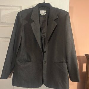 Women’s blazer/suit jacket